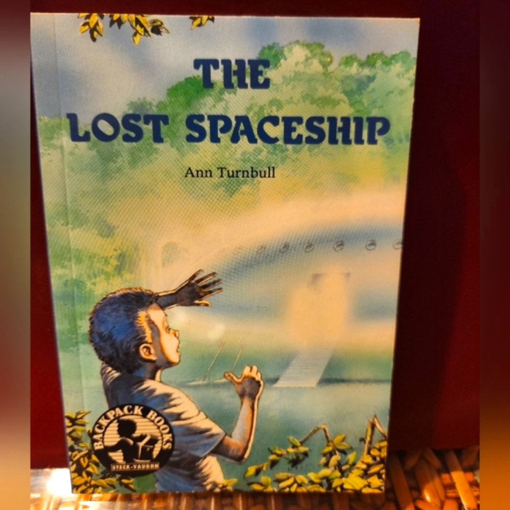 The Lost Spaceship by Ann Turnbull.